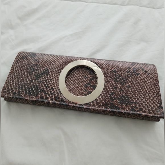 Snakeskin evening clutch/purse - Picture 10 of 12